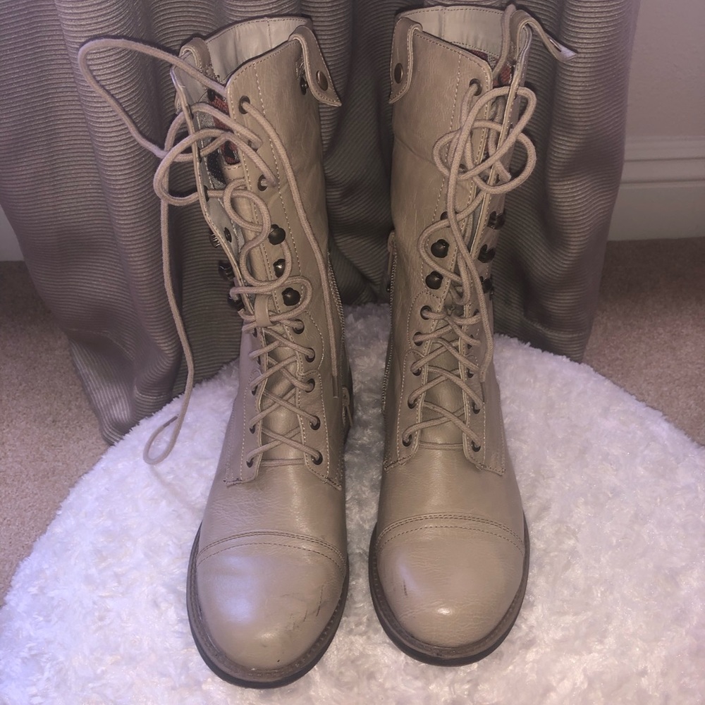 combat boots